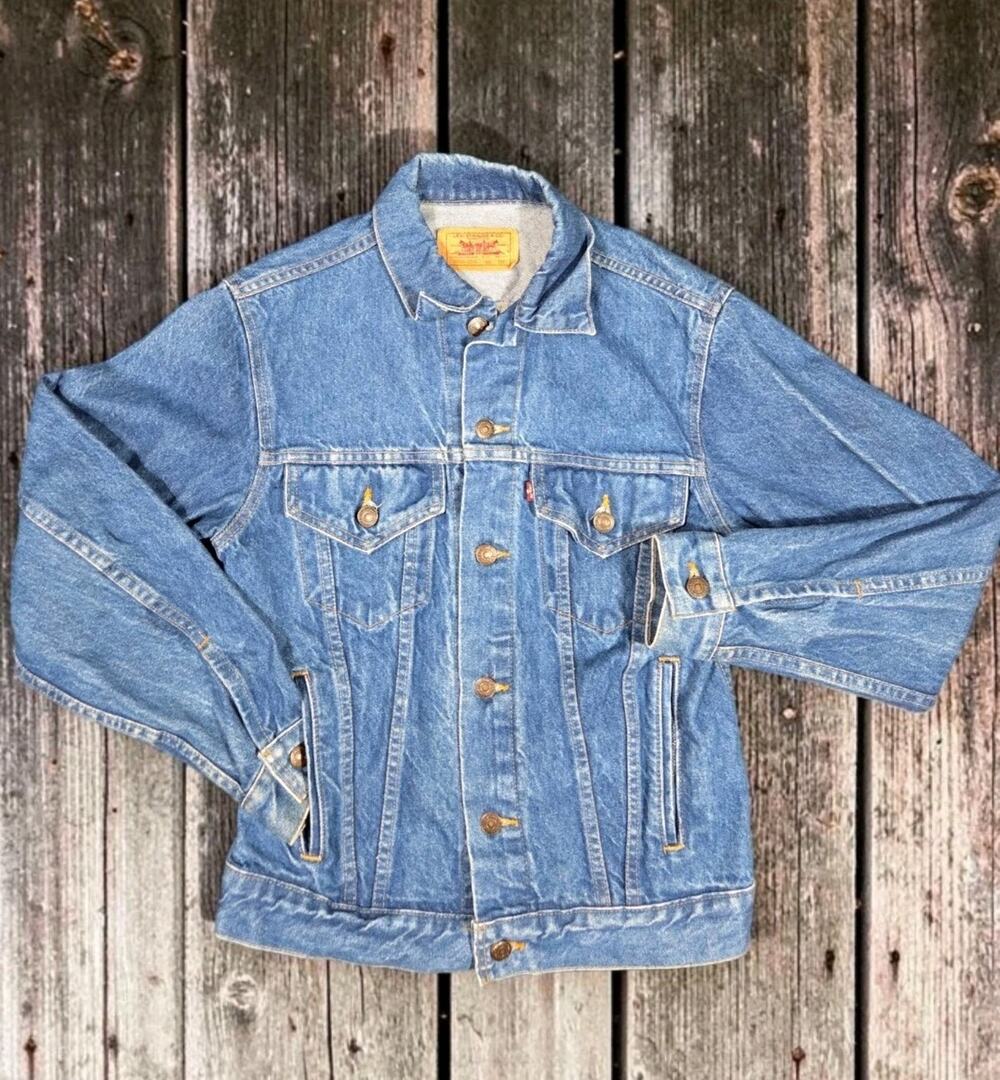 80s Levis Type III Denim Trucker Jacket USA 36R Blue Jean Streetwear Western Vtg
